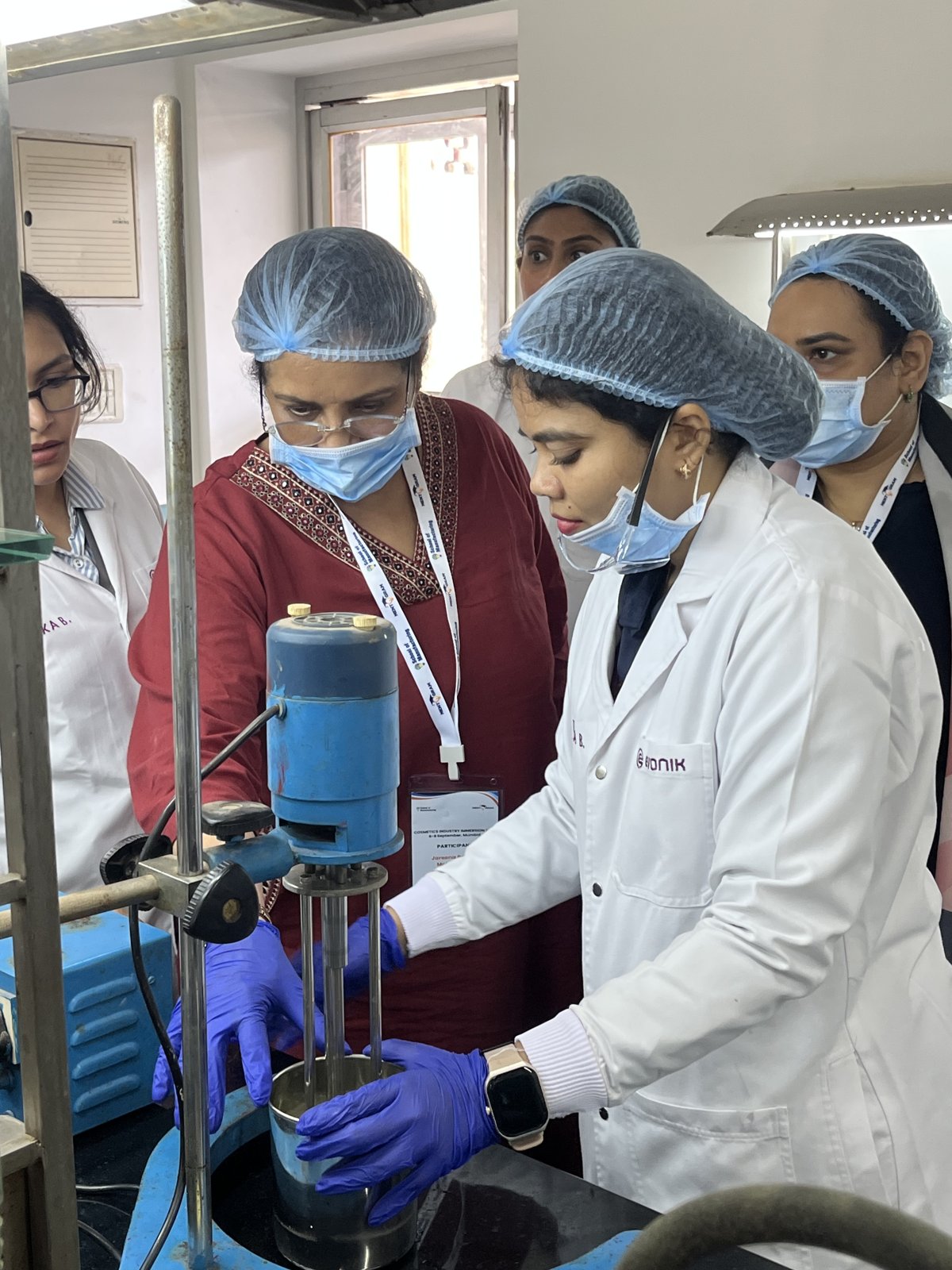 Homogenising a formulation in the lab