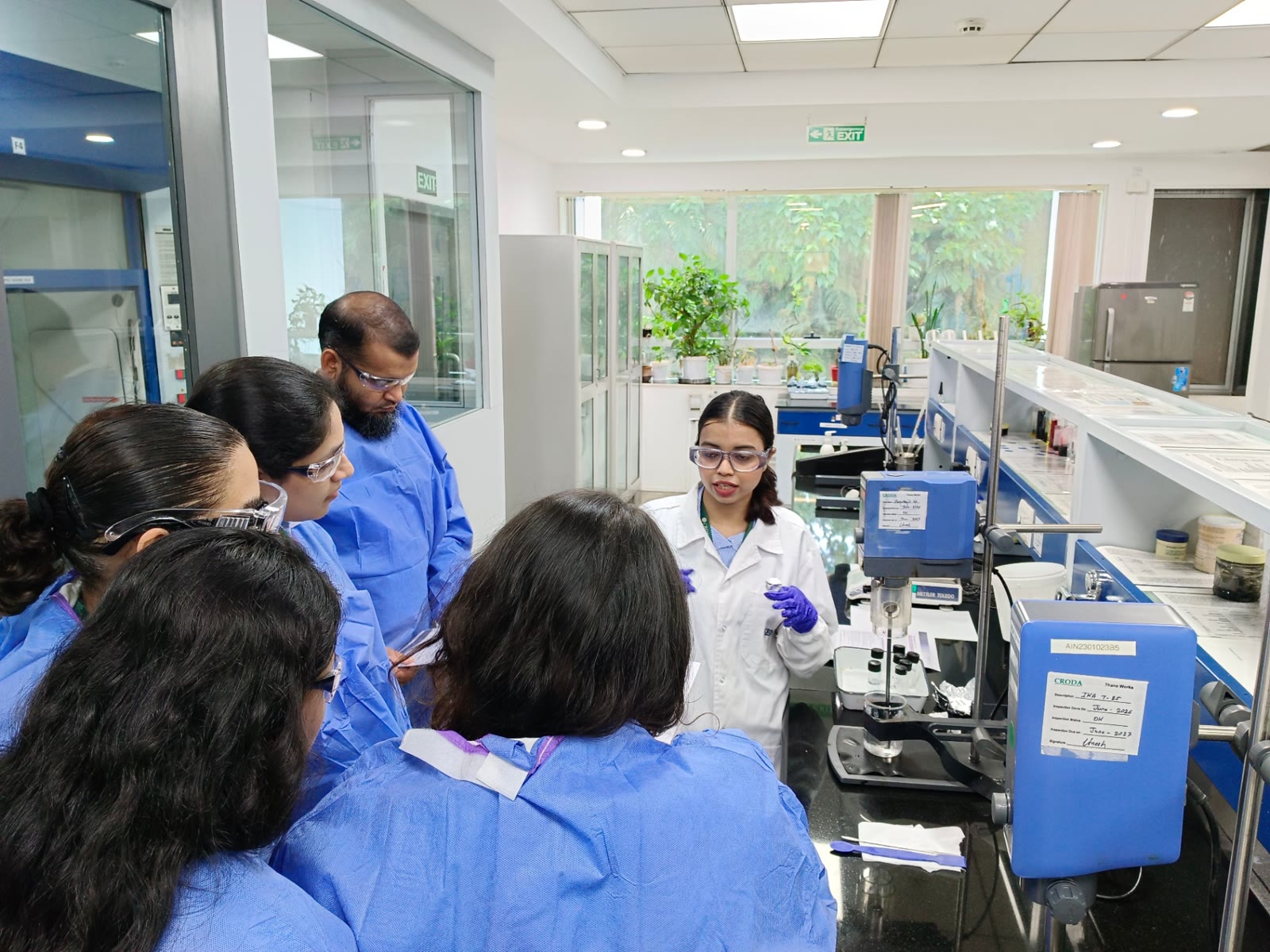 Participants in the industry laboratory