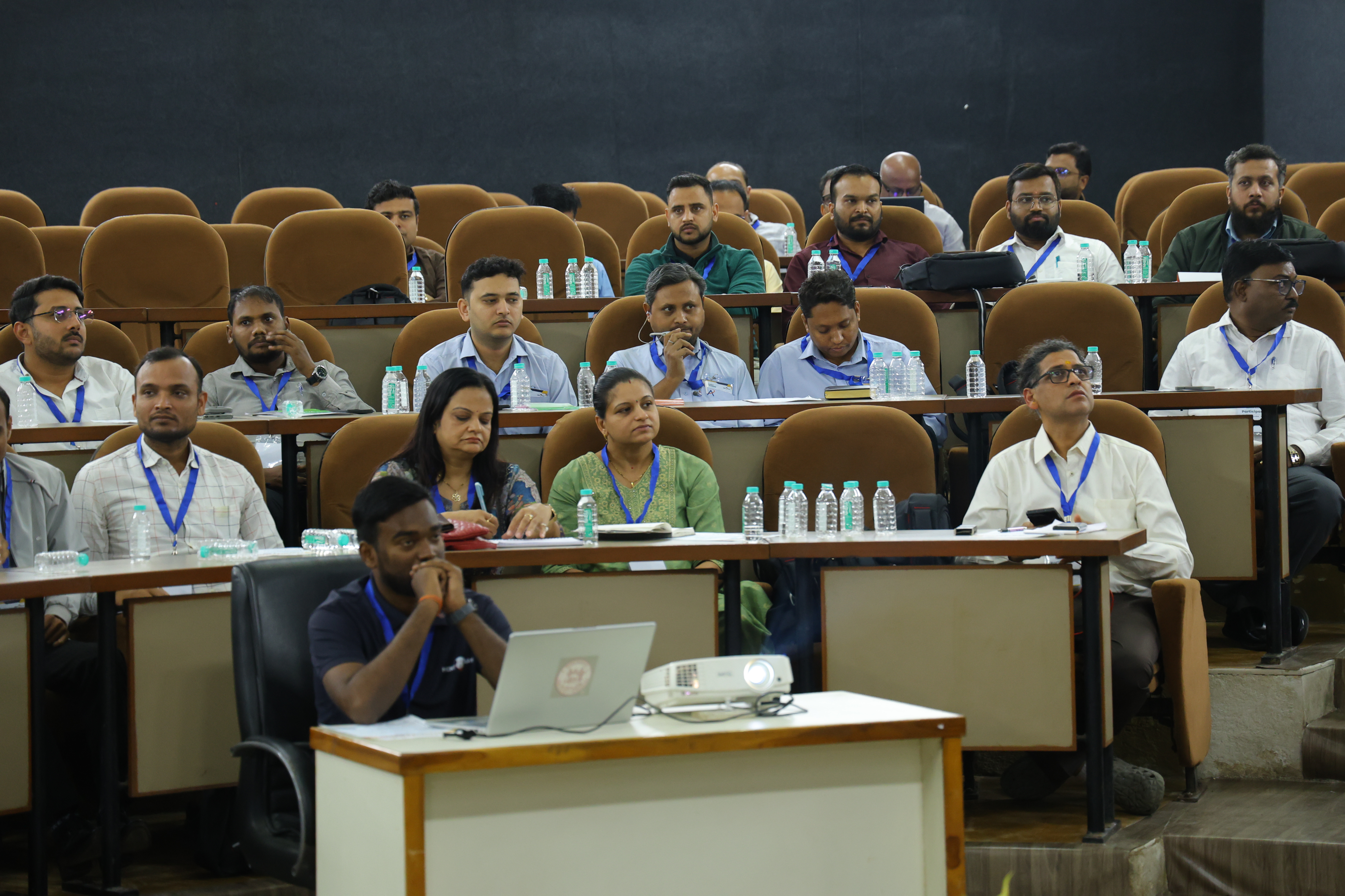 Previous summit event photo 1MRL6671